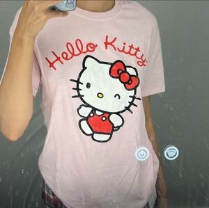 NWT Pink Sanrio Hello Kitty Soft T-Shirt Size Medium